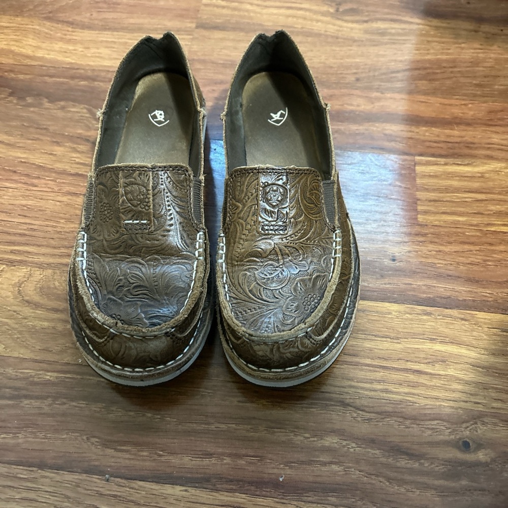 Brown Embossed Leather Womens Ariat Crusiers